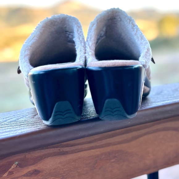 Rialto Women’s Mule Slides - 7 - Picture 3 of 7